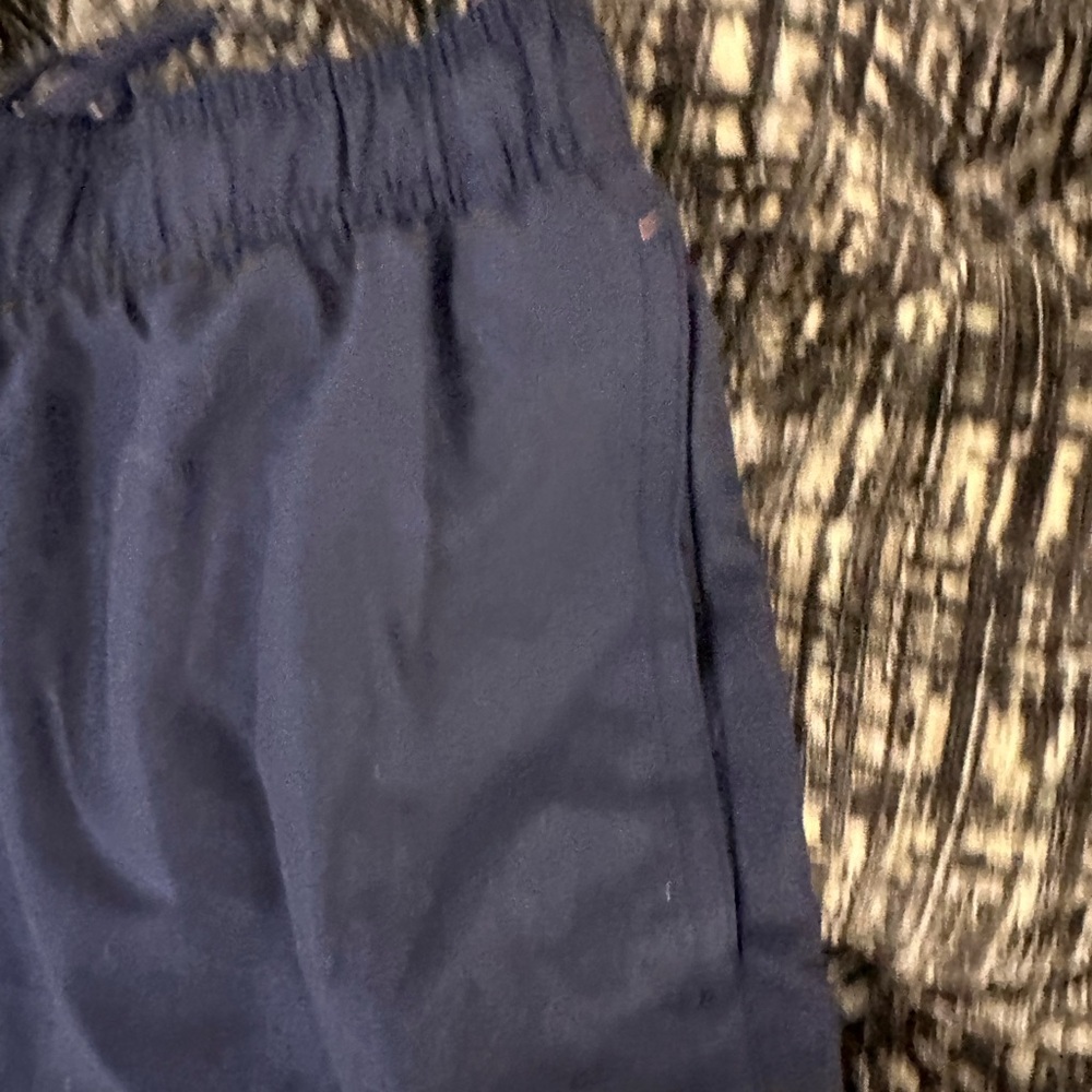 Nike's Essential 9” Solid Lap Swim Trunks - image 4